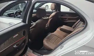 Mercedes-Benz E-Class 2021 2.0 гидро, миниатюра 11