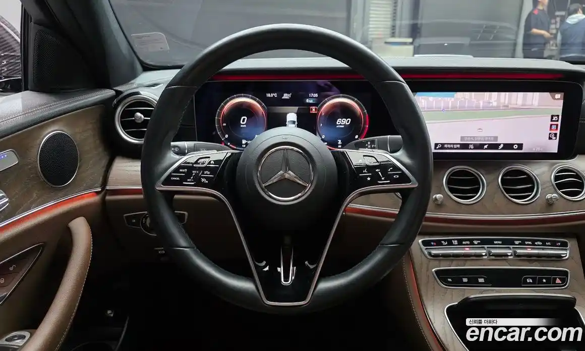 Mercedes-Benz E-Class 2021 2.0 гидро, фото 13
