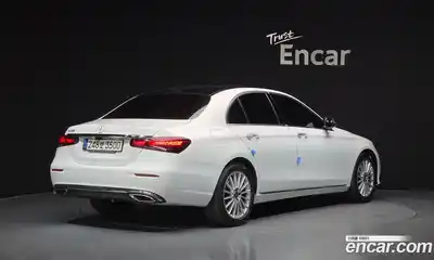 Mercedes-Benz E-Class 2021 2.0 гидро, миниатюра 2