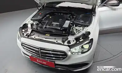 Mercedes-Benz E-Class 2021 2.0 гидро, миниатюра 6