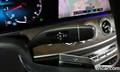Mercedes-Benz E-Class 2022 2.0 гидро, миниатюра 9