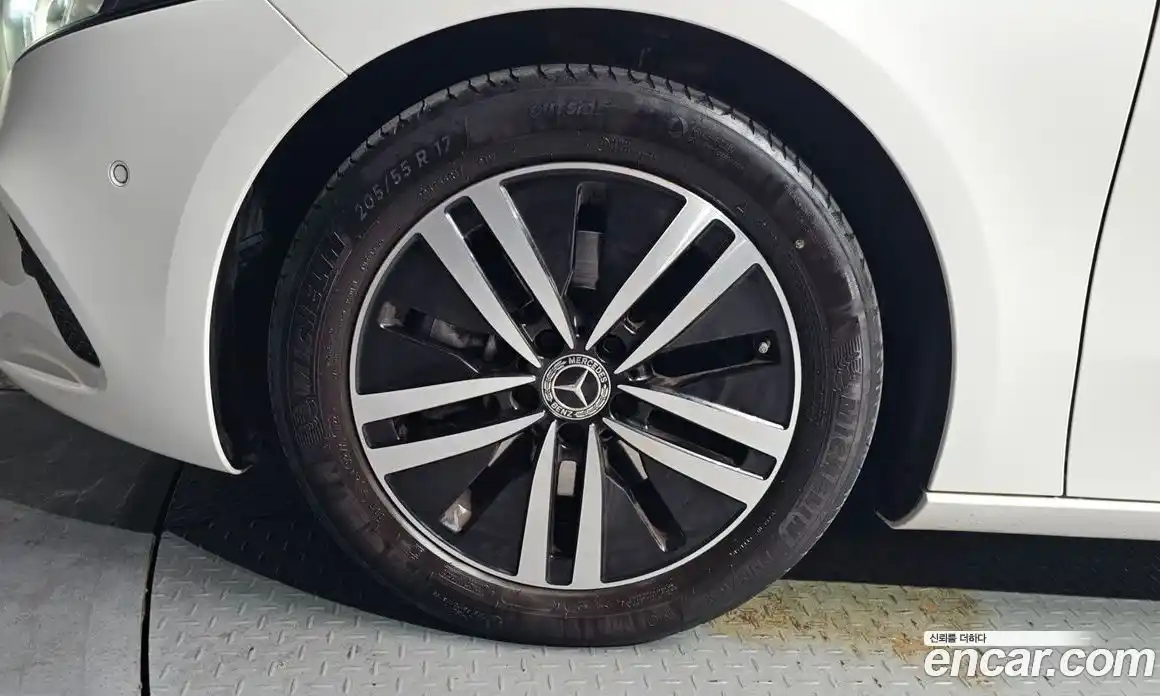 Mercedes-Benz A-Class 2023 2.0 гидро в Москве № 1147423, фото 5