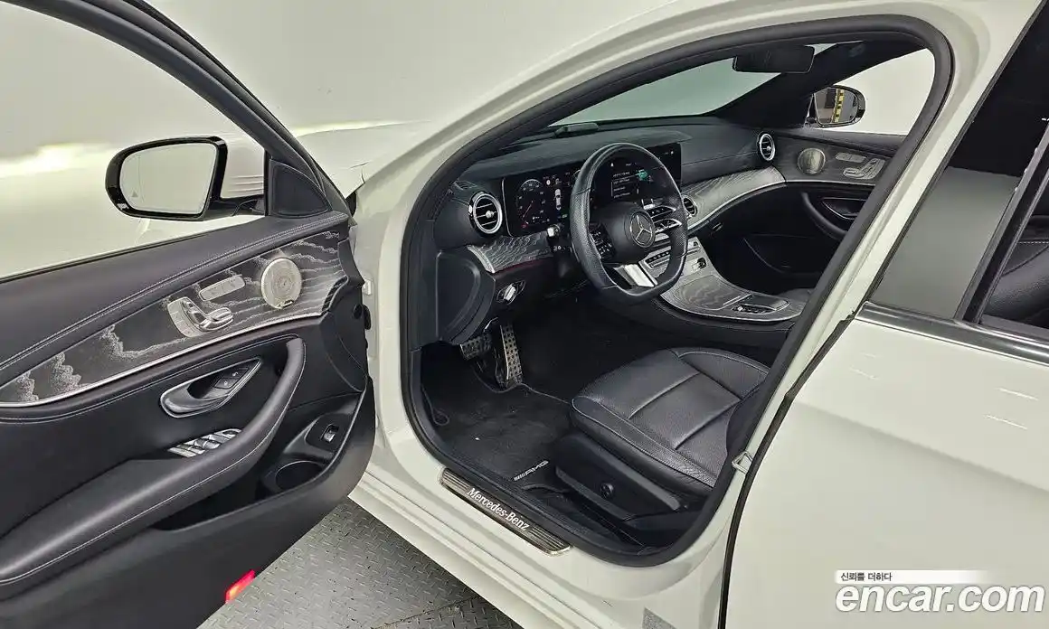 Mercedes-Benz E-Class 2022 2.0 гидро, фото 11