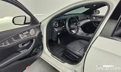Mercedes-Benz E-Class 2022 2.0 гидро, миниатюра 11