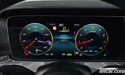 Mercedes-Benz E-Class 2022 2.0 гидро, миниатюра 8