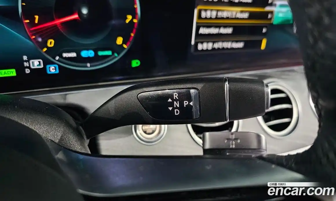 Mercedes-Benz E-Class 2022 2.0 гидро, фото 9
