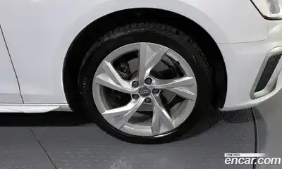 Audi A4 2021 2.0 гидро в Москве № 1148107, миниатюра 5