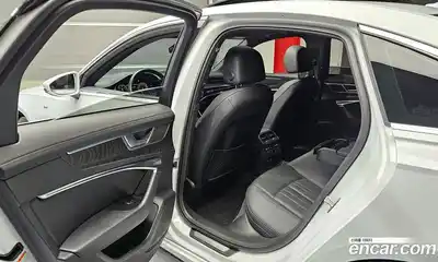Audi A6 2022 2.0 гидро в Москве № 1148165, миниатюра 11