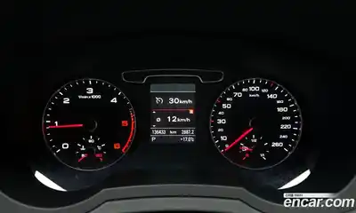 Audi Q3 2015 2.0 гидро в Москве № 1148478, миниатюра 8