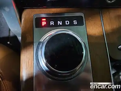 Land Rover Range-Rover 2020 4.4 гидро в Москве № 1149301, миниатюра 9