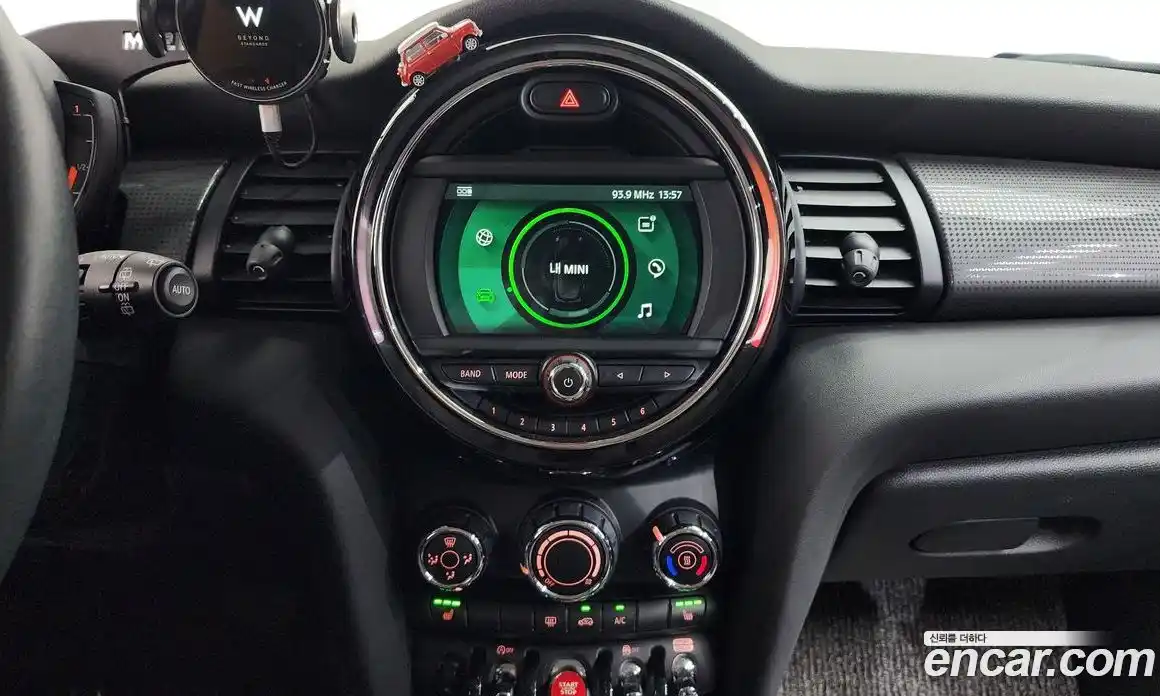 Mini Cooper 2020 1.5 гидро в Москве, фото 15