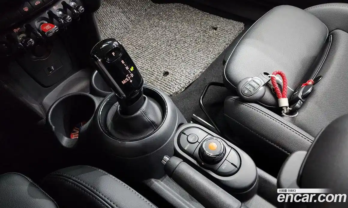 Mini Cooper 2020 1.5 гидро в Москве, фото 9