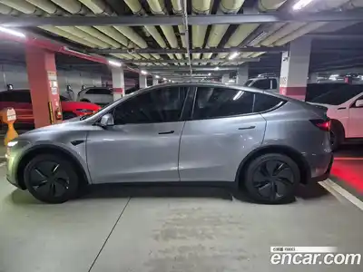 Tesla Model Y 2026 гидро в Москве № 1150326, миниатюра 3