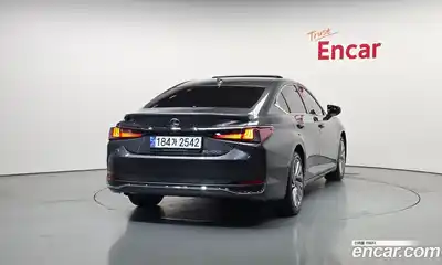 Lexus ES 2024 2.5 гидро в Москве № 1150721, миниатюра 4