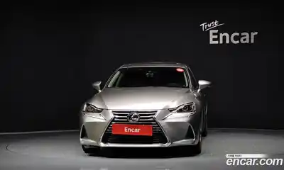 Lexus IS 2017 2.0 гидро в Москве № 1150742, миниатюра 3