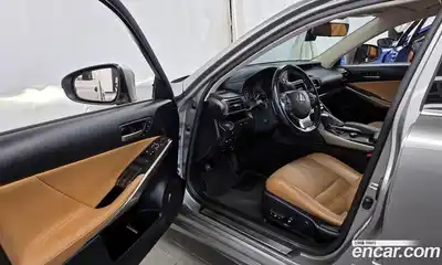 Lexus IS 2017 2.0 гидро в Москве № 1150742, миниатюра 10