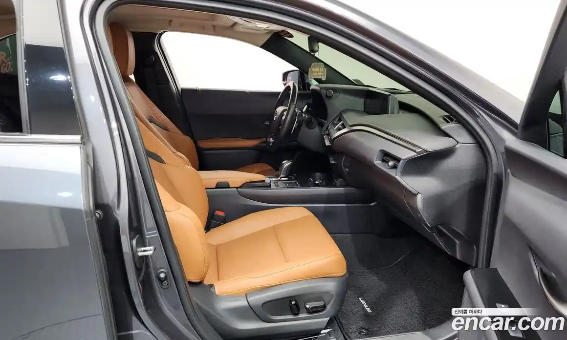 Lexus UX 2022 0.2 гидро в Москве № 1150784, фото 11