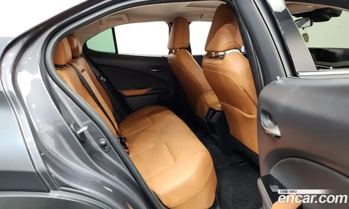 Lexus UX 2022 0.2 гидро в Москве № 1150784, фото 12