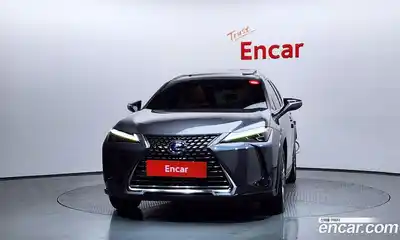 Lexus UX 2022 0.2 гидро в Москве № 1150784, миниатюра 3