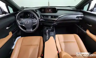 Lexus UX 2022 0.2 гидро в Москве № 1150784, миниатюра 7