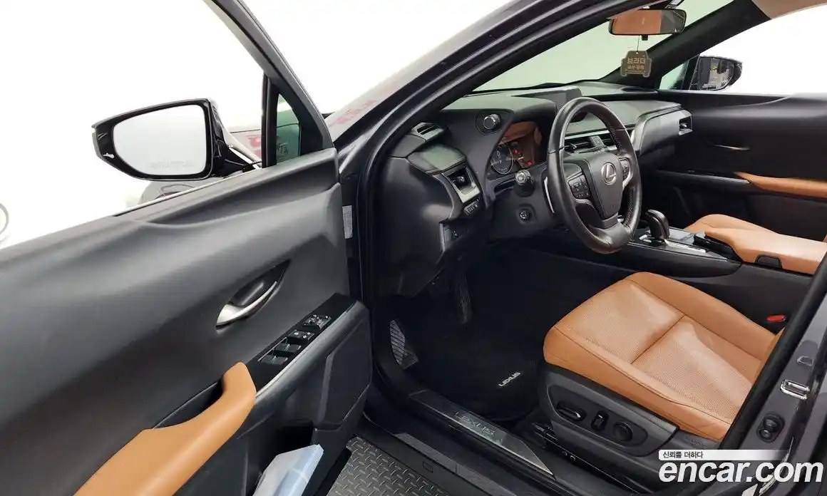Lexus UX 2022 0.2 гидро в Москве № 1150784, фото 10