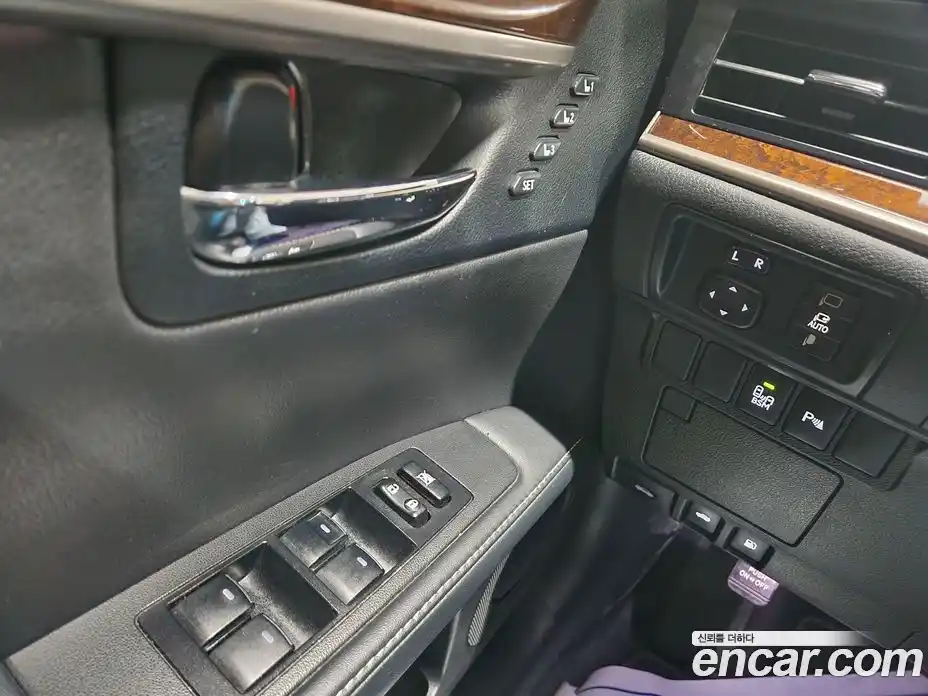 Lexus ES 2014 2.5 гидро в Москве № 1150943, фото 17