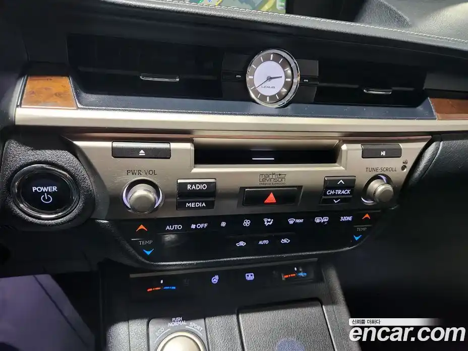 Lexus ES 2014 2.5 гидро в Москве № 1150943, фото 18