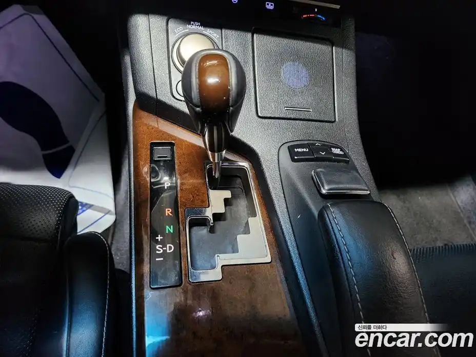Lexus ES 2014 2.5 гидро в Москве № 1150943, фото 9