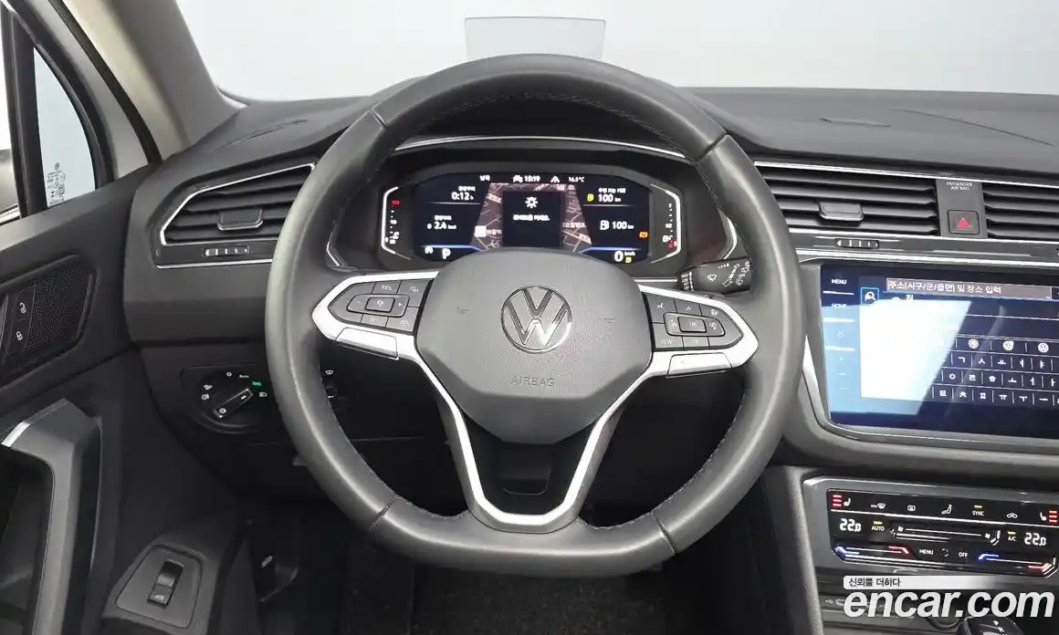 Volkswagen Tiguan 2024 2.0 гидро в Москве № 1151010, фото 13