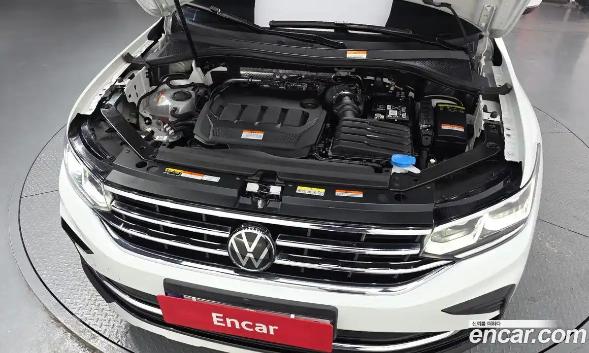 Volkswagen Tiguan 2024 2.0 гидро в Москве № 1151010, фото 6