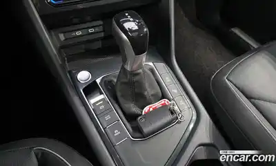 Volkswagen Tiguan 2024 2.0 гидро в Москве № 1151010, миниатюра 9