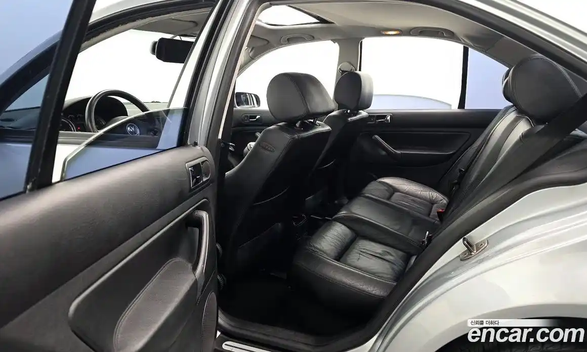 Volkswagen Bora 2004 2.0 гидро в Москве № 1151255, фото 12