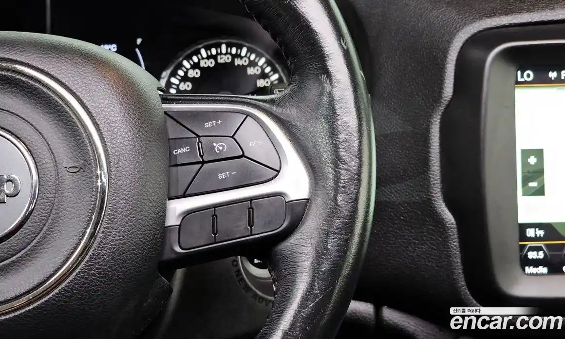 Jeep Renegade 2018 2.4 гидро в Москве № 1151593, фото 14