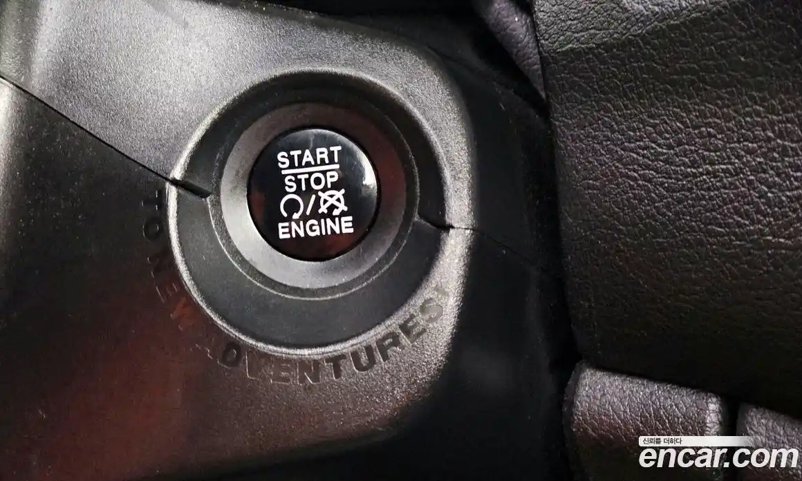 Jeep Renegade 2018 2.4 гидро в Москве № 1151593, фото 19