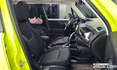 Jeep Renegade 2018 2.4 гидро в Москве № 1151593, миниатюра 10