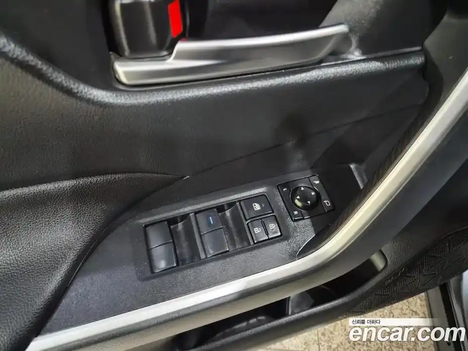 Toyota RAV4 2019 2.5 гидро в Москве № 1151792, фото 15