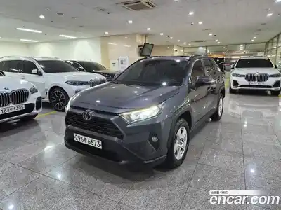 Toyota RAV4 2019 2.5 гидро в Москве № 1151792, миниатюра 2