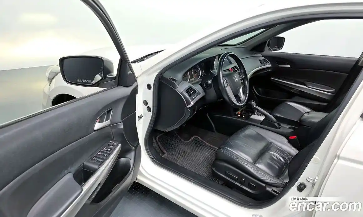 Honda Accord 2010 2.4 гидро в Москве № 1151902, фото 11