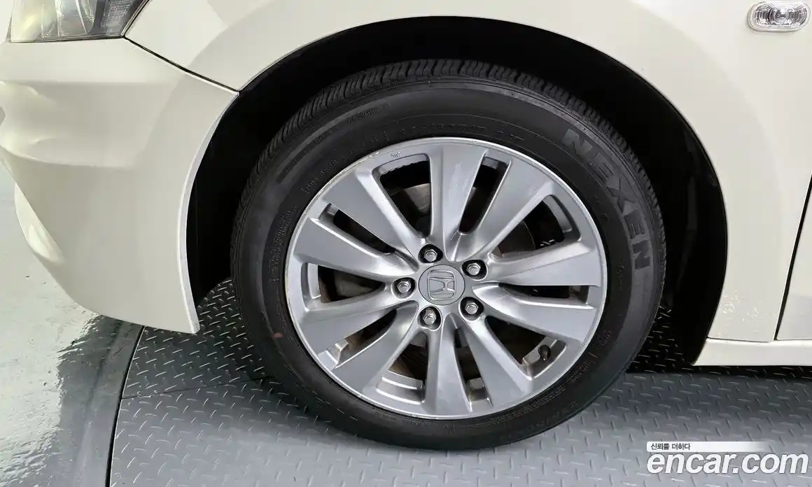Honda Accord 2010 2.4 гидро в Москве № 1151902, фото 5