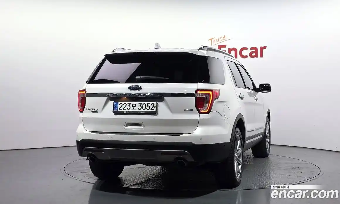 Ford Explorer 2016 2.3 гидро в Москве № 1152108, фото 4