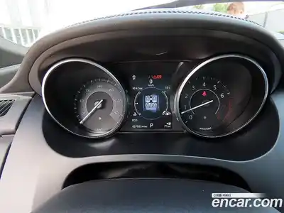 Jaguar E-Pace 2018 2.0 гидро в Москве № 1152599, миниатюра 9