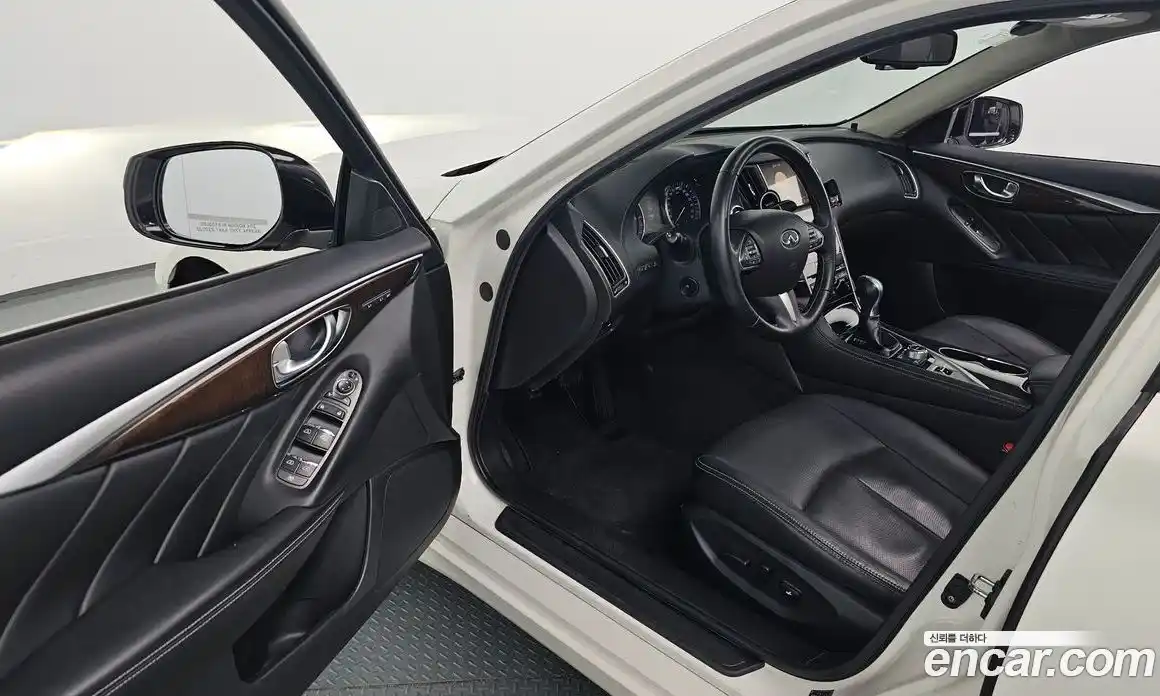 Infiniti Q50 2016 2.1 гидро в Москве № 1152722, фото 11