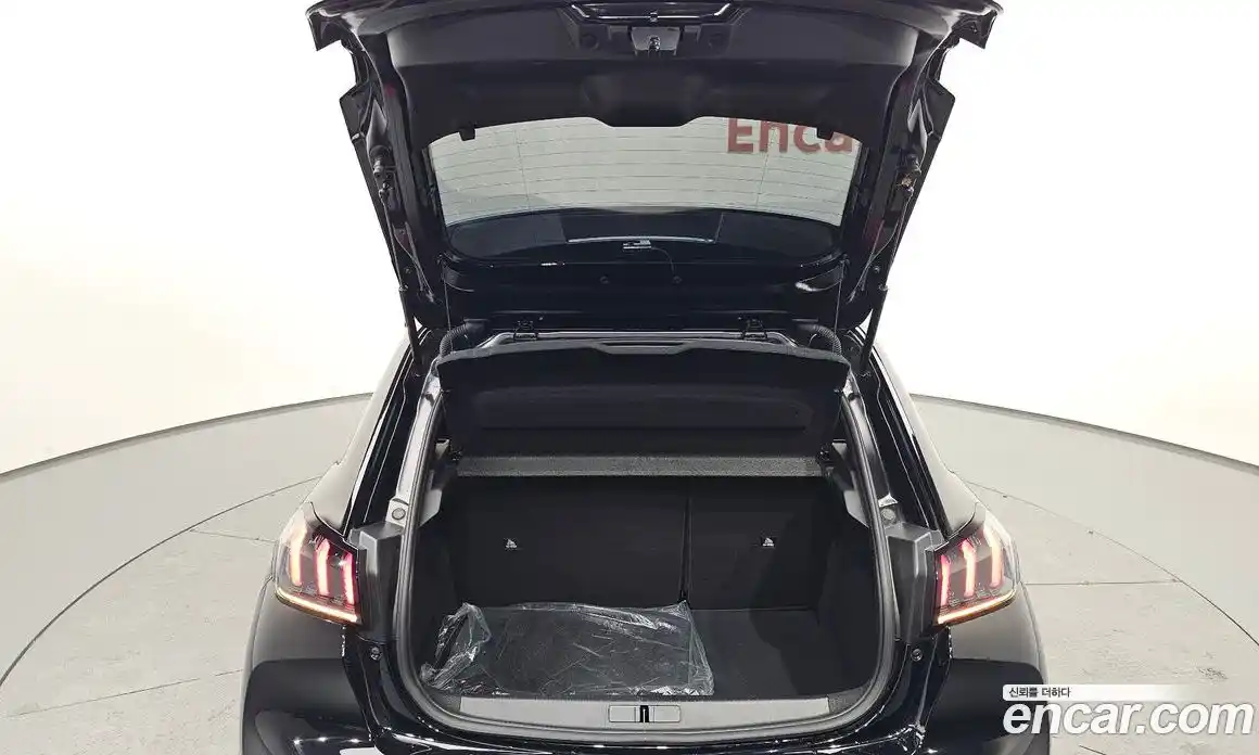 Peugeot 208 2022 0.1 гидро в Москве № 1152748, фото 19