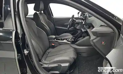 Peugeot 208 2022 0.1 гидро в Москве № 1152748, миниатюра 10