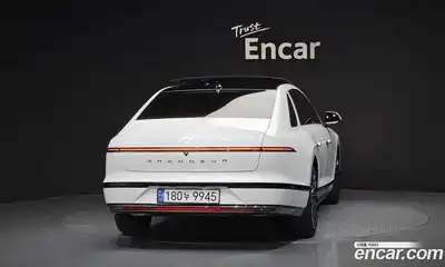 Hyundai Grandeur 2024 2.5 Автомат в Москве № 1154509, миниатюра 4