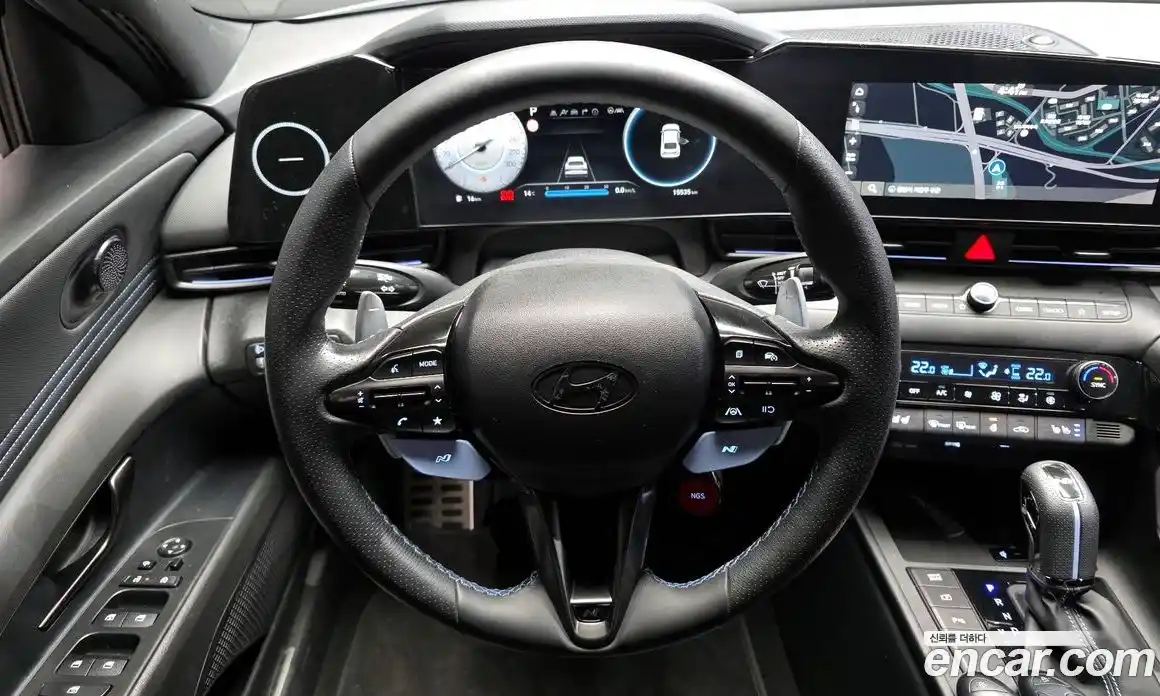 Hyundai Avante 2024 2.0 Автомат в Москве № 1154660, фото 13