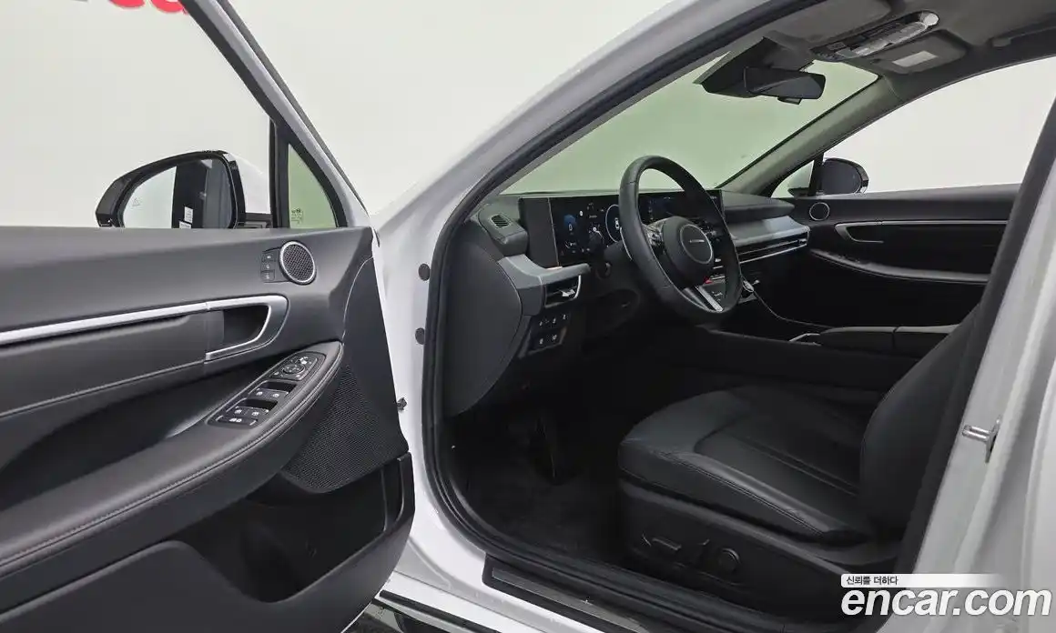 Hyundai Sonata 2024 1.6 Автомат в Москве № 1154953, фото 11