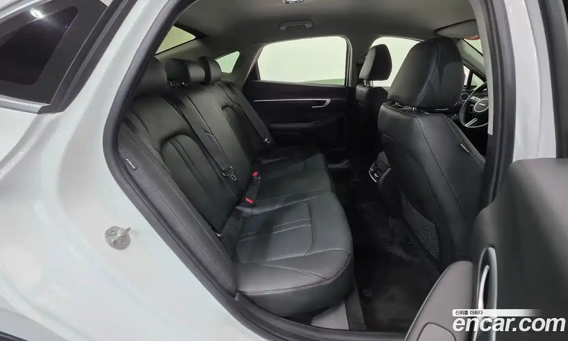 Hyundai Sonata 2024 1.6 Автомат в Москве № 1154953, фото 19