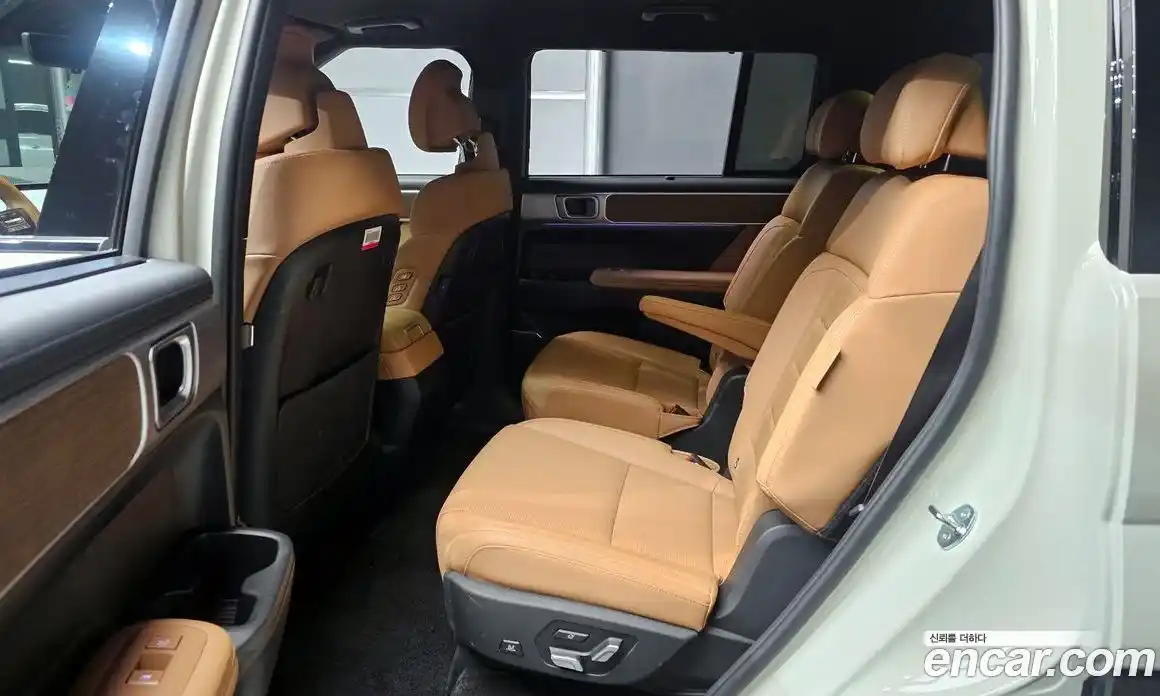 Hyundai Santa Fe 2024 1.6 Автомат в Москве № 1154965, фото 12