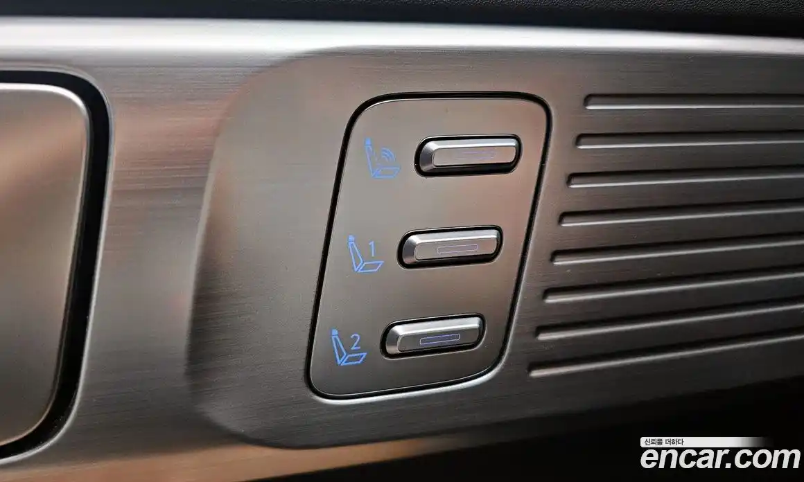 Hyundai Santa Fe 2024 1.6 Автомат в Москве № 1154965, фото 18